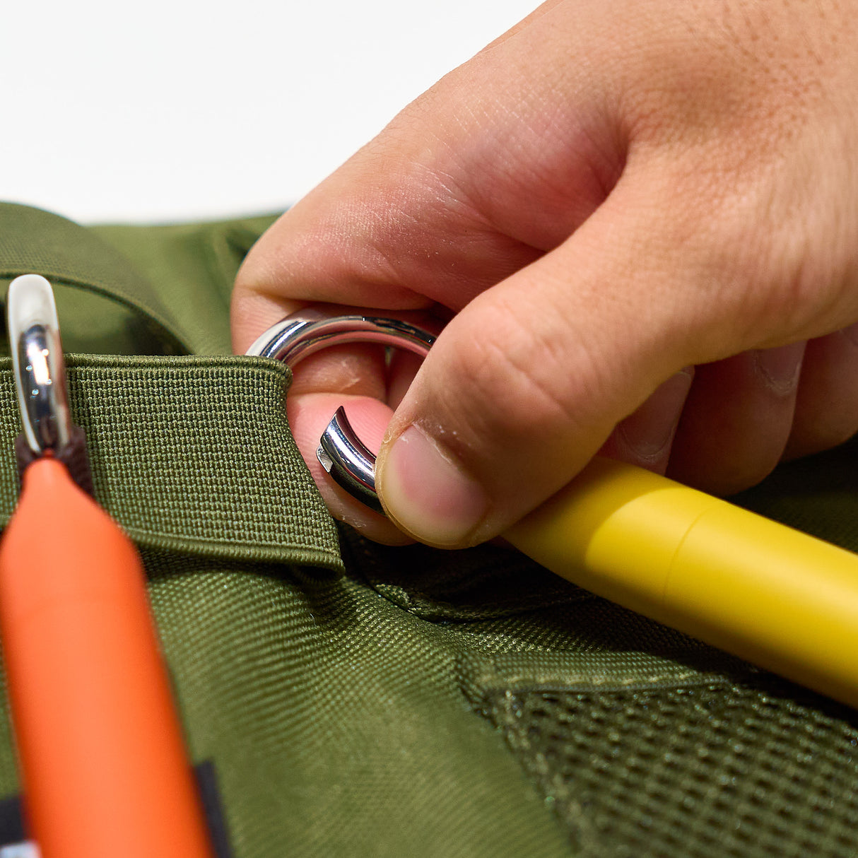 &knot Carabiner Ballpoint Pen Jetstream 0.5mm / uni Mitsubishi Pencil