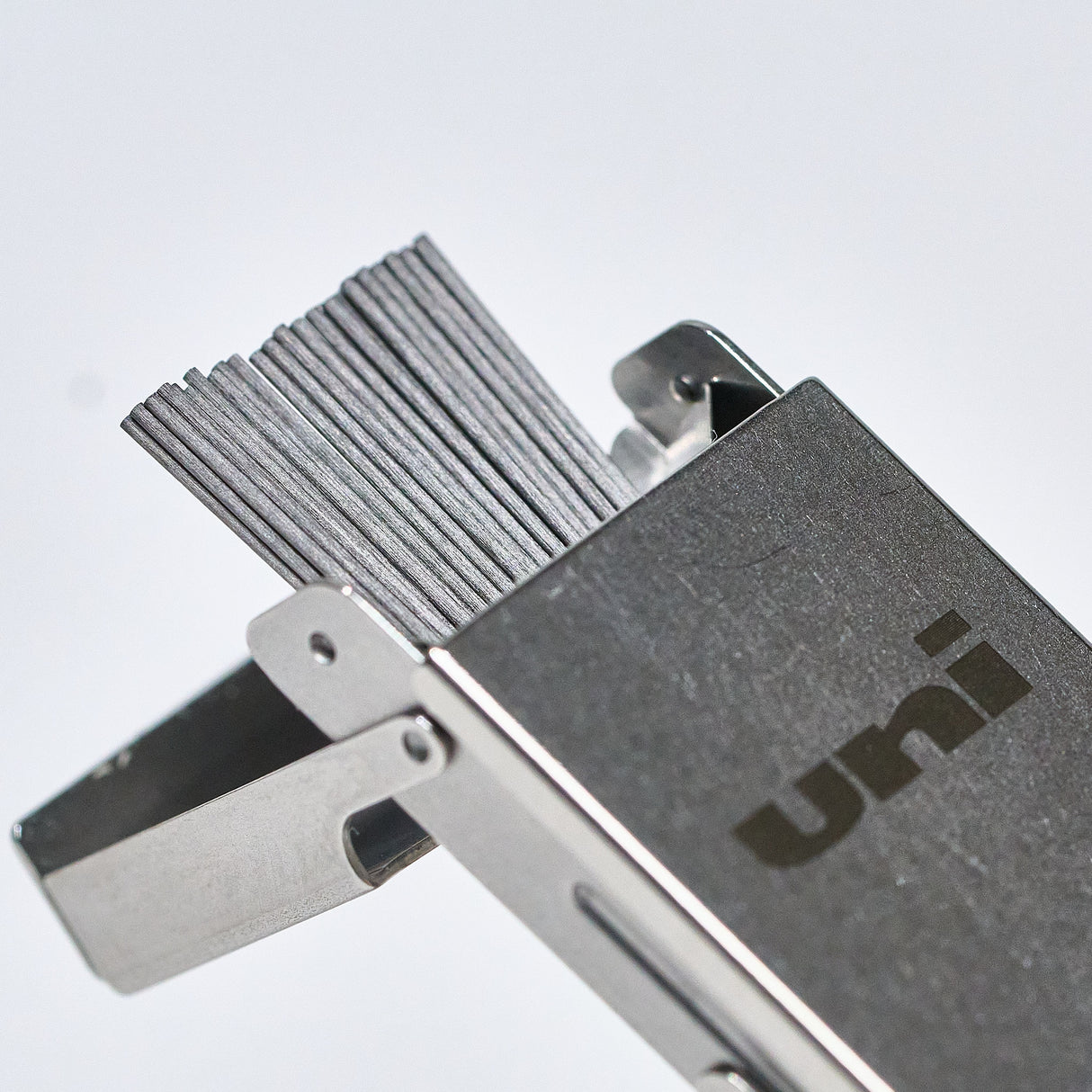 uni Metal Pencil Lead Case / uni Mitsubishi Pencil