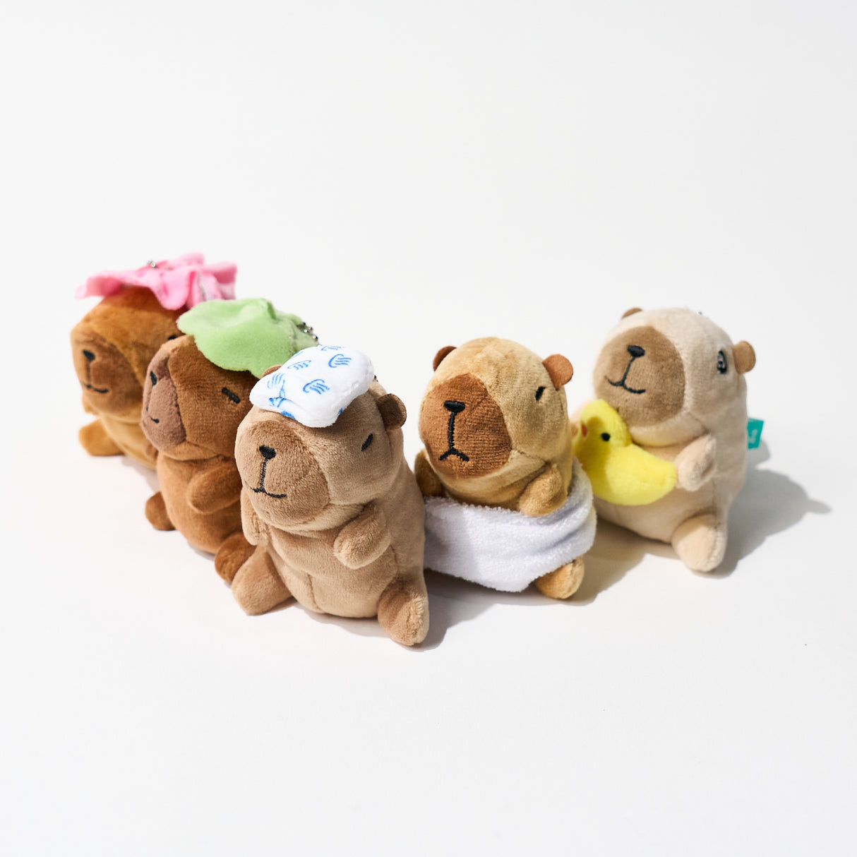 Bath-loving Capybara Plush Toys Gacha Capsule
