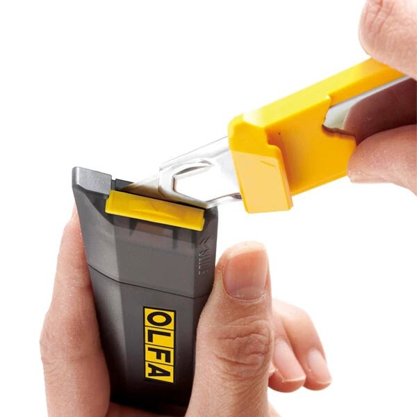 DL-1 Large Cutter Knife with Integrated Blade Snapper / OLFA - bungu
