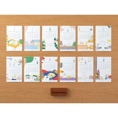 Dog and Cat Stand Calendars 2026 / MIDORI - bungu