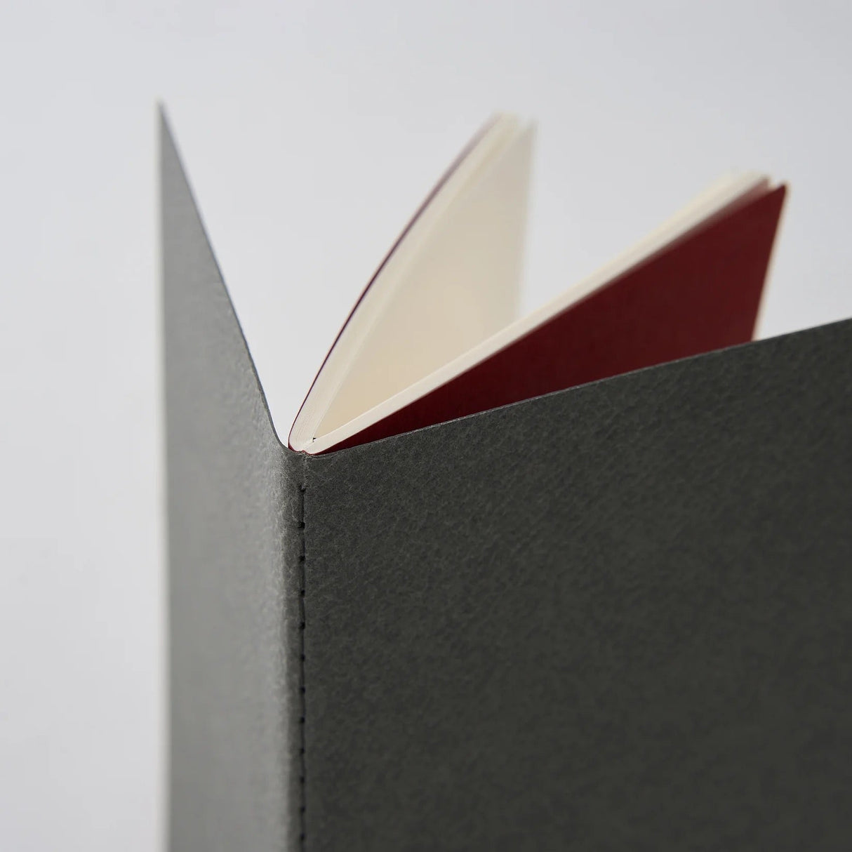 Dressco Alezan Stitch Notebook Bookcase Set / TAKEO PAPER PRODUCTS - bungu