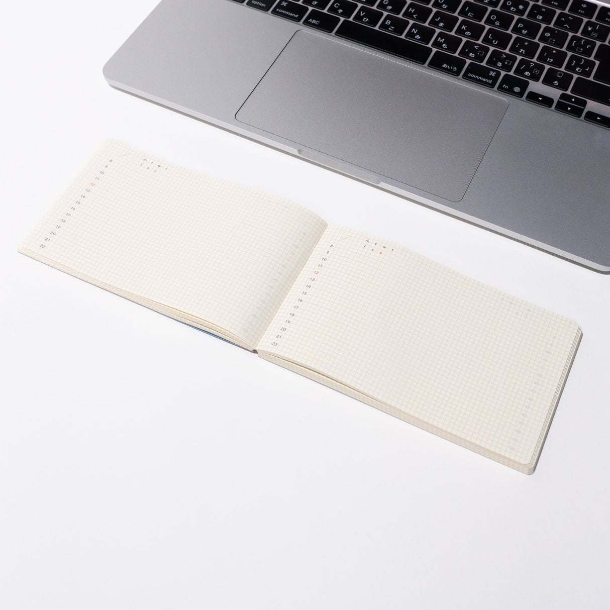 isshoni. Desk Notebook / DAIGO - bungu