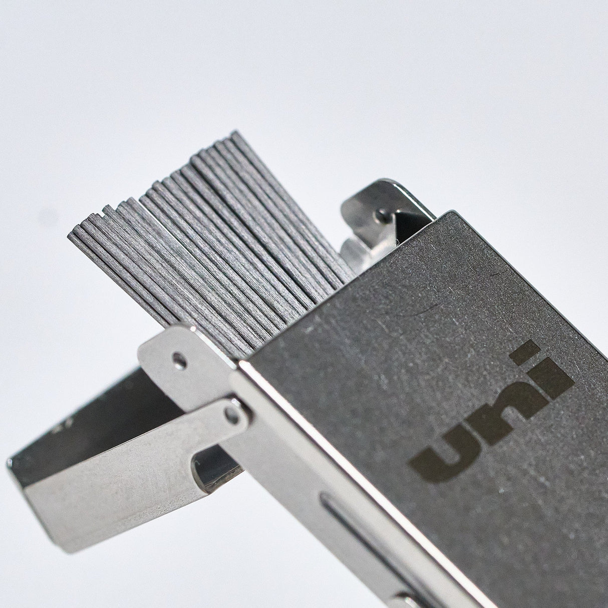 uni Metal Pencil Lead Case / uni Mitsubishi Pencil - bungu
