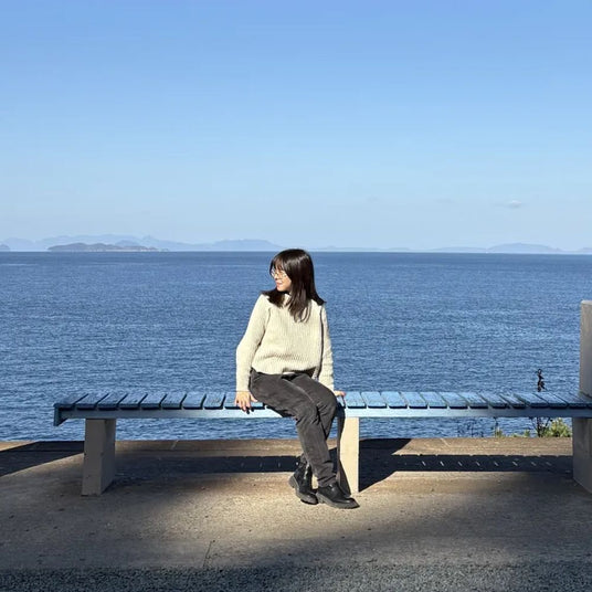 Bungu Postcards: Narumi - bungu