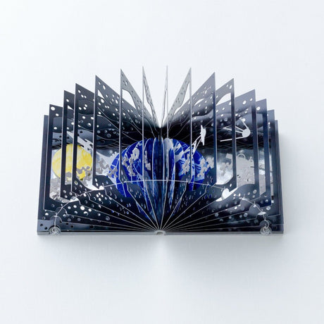 360° BOOK Earth and Moon / Seigensha - bungu
