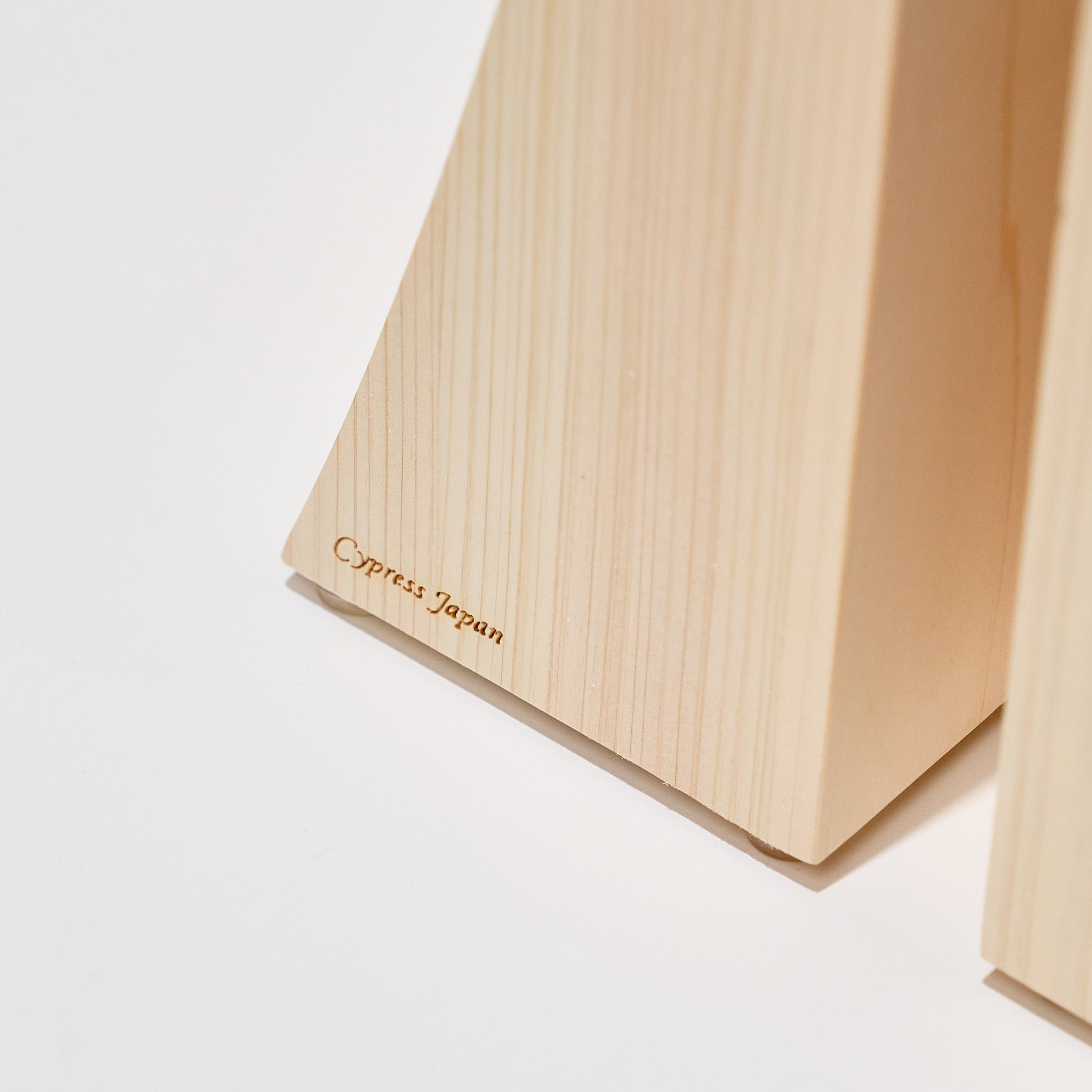 Hinoki Wood Mt. Fuji Bookend / Cypress Japan – bungu