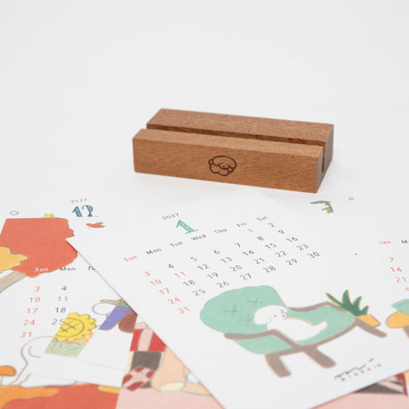 Dog and Cat Stand Calendars 2027 / MIDORI - bungu