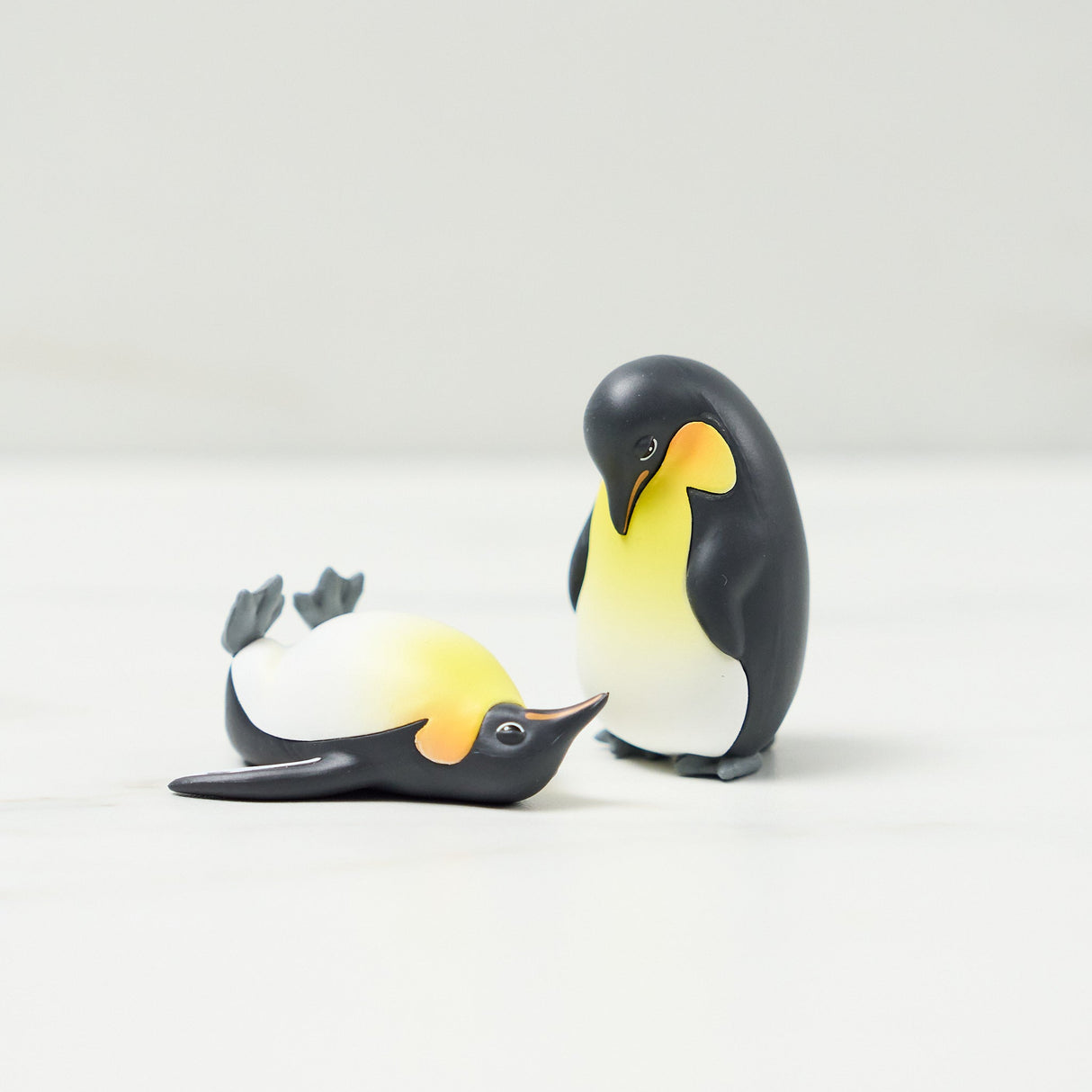 Exhausted Penguin Mascot Gacha Capsule - bungu