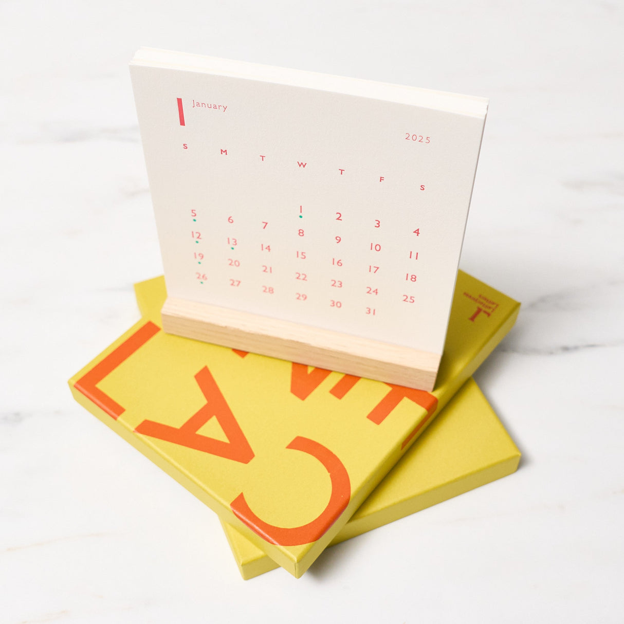 Letterpress Desk Calendar 2025 / Letterpress Letters - bungu