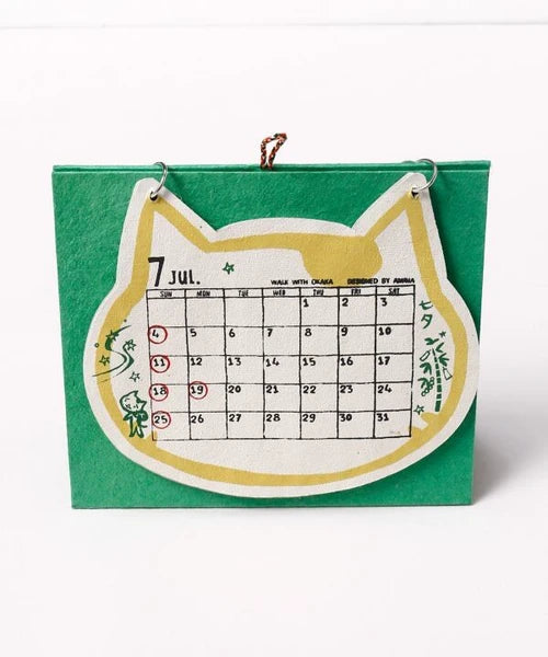 Walk with Okaka Desk Calendar 2027 / Amina Collection Co., Ltd.