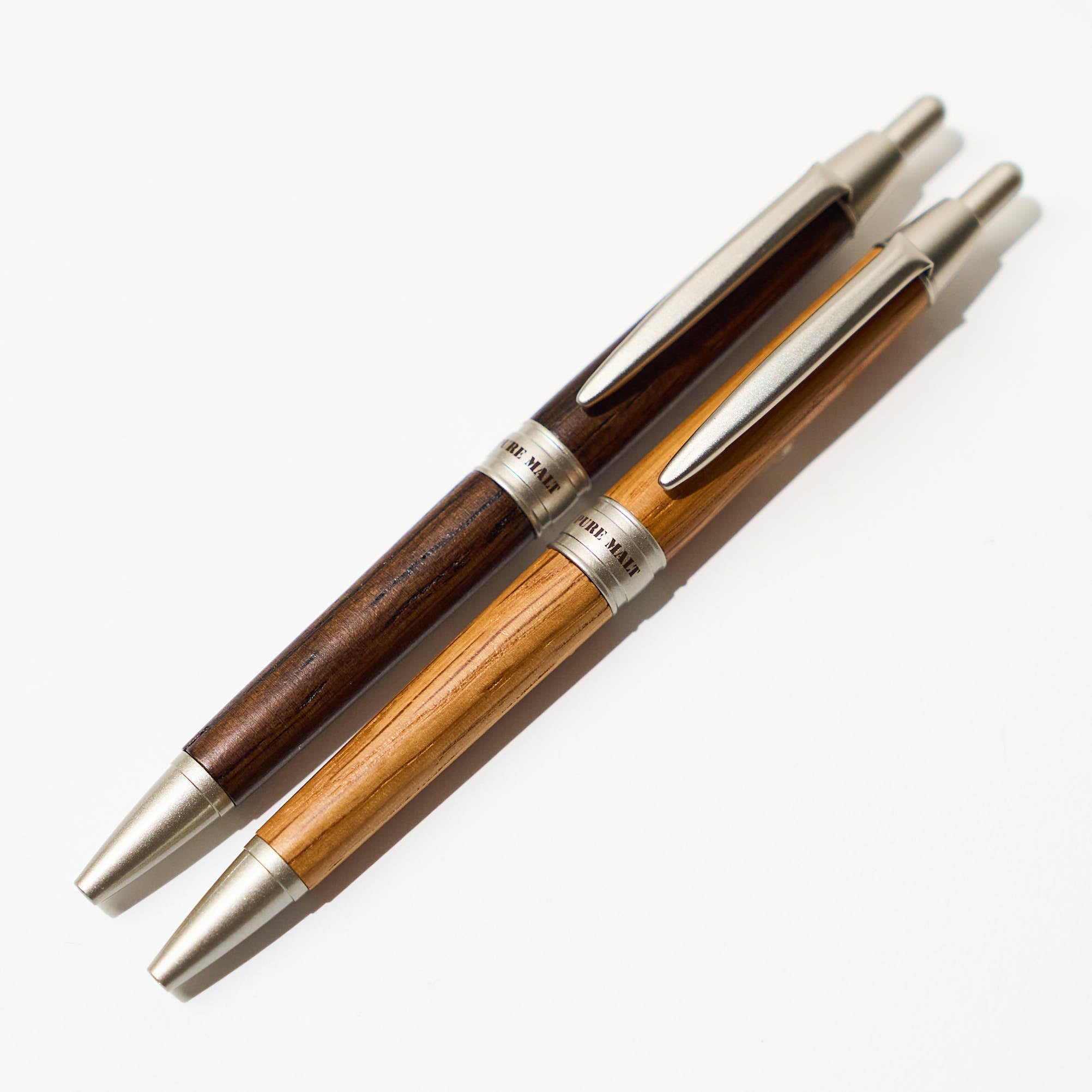 筆記具 uni PURE MALT Desk Pen Uni Mitsubishi Pure Malt Ballpoint Pen - Ballpoint Pens