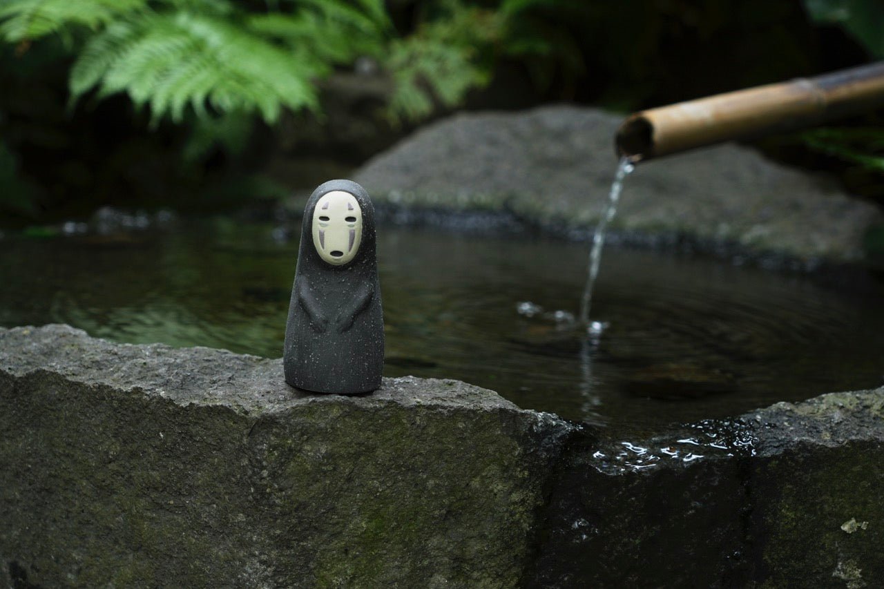 Spirited Away Shigarakiyaki Ceramic No Face Figurine / Meizan Kiln