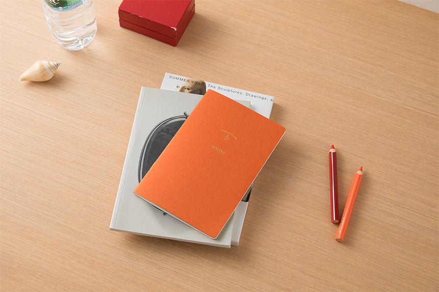 TODAY Monthly Free Diary B6 / Touch & Flow - bungu