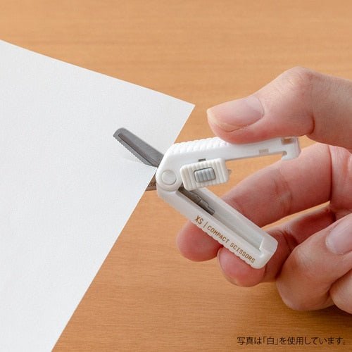 XS Compact Scissors Micro - Serrated Blade / MIDORI - bungu