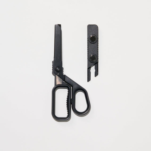 ZACCC Multifunctional Scissors with Magnet / Raymay Fujii - bungu